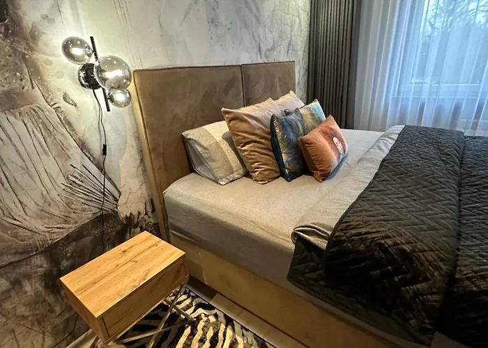 Apartment The Mirrors *